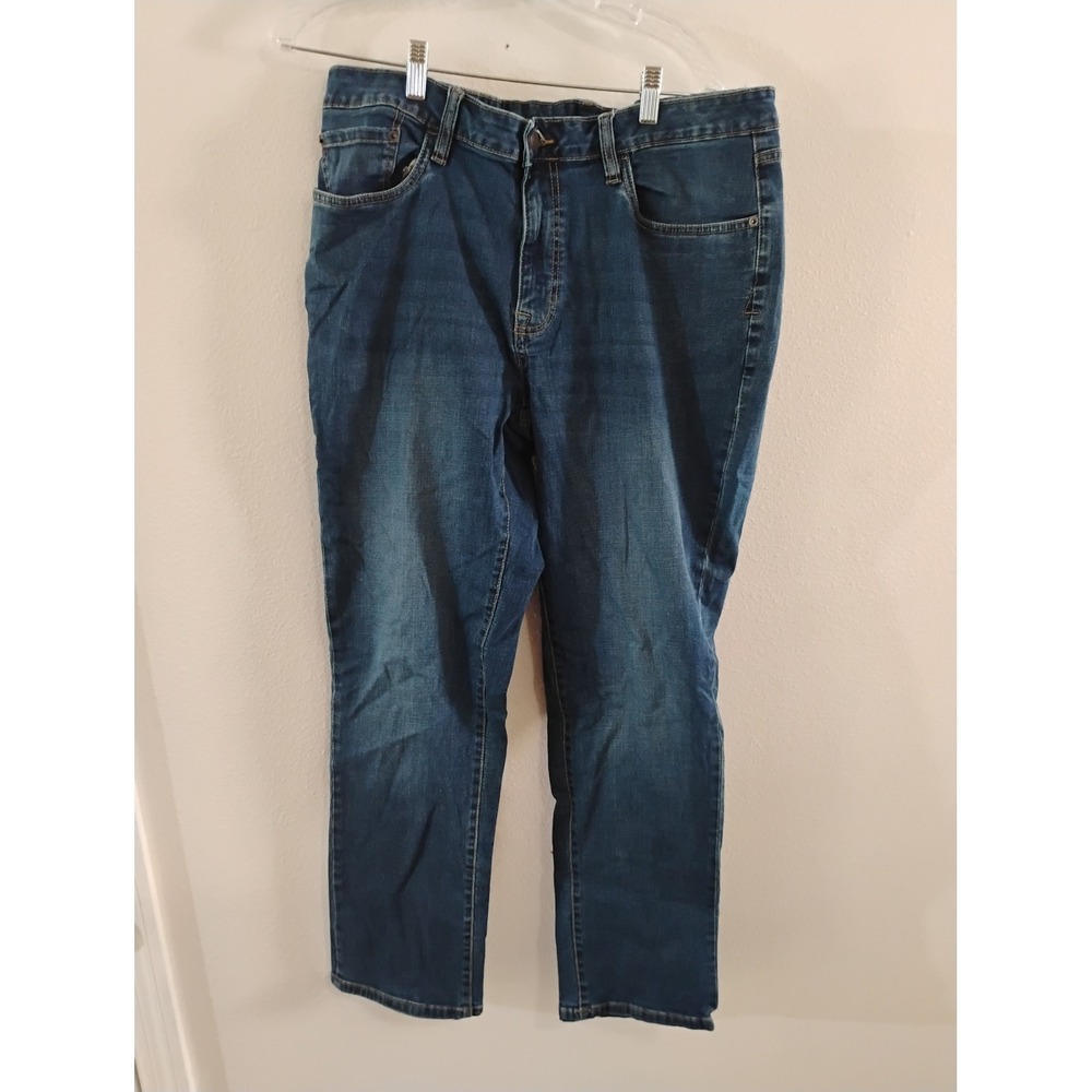 IZOD Mens Straight Fit Jeans Medium Wash Blue Denim 38x32 Stretch Comfort